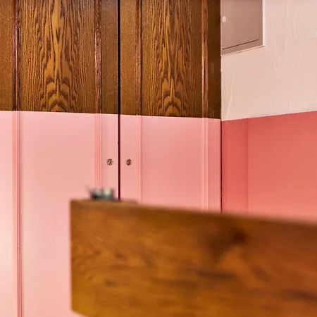 Pop-up Stuub Πανδοχείο